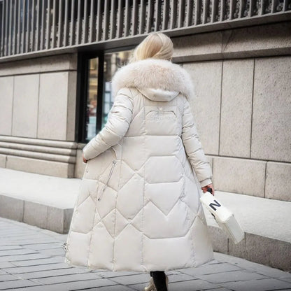 White long down coat, rear view, quilted design with fur-trimmed hood